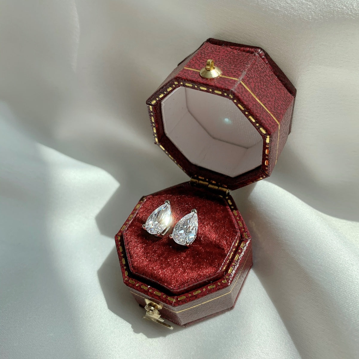 [Nova Jewelry]Ornate Water Drop Shape Earrings