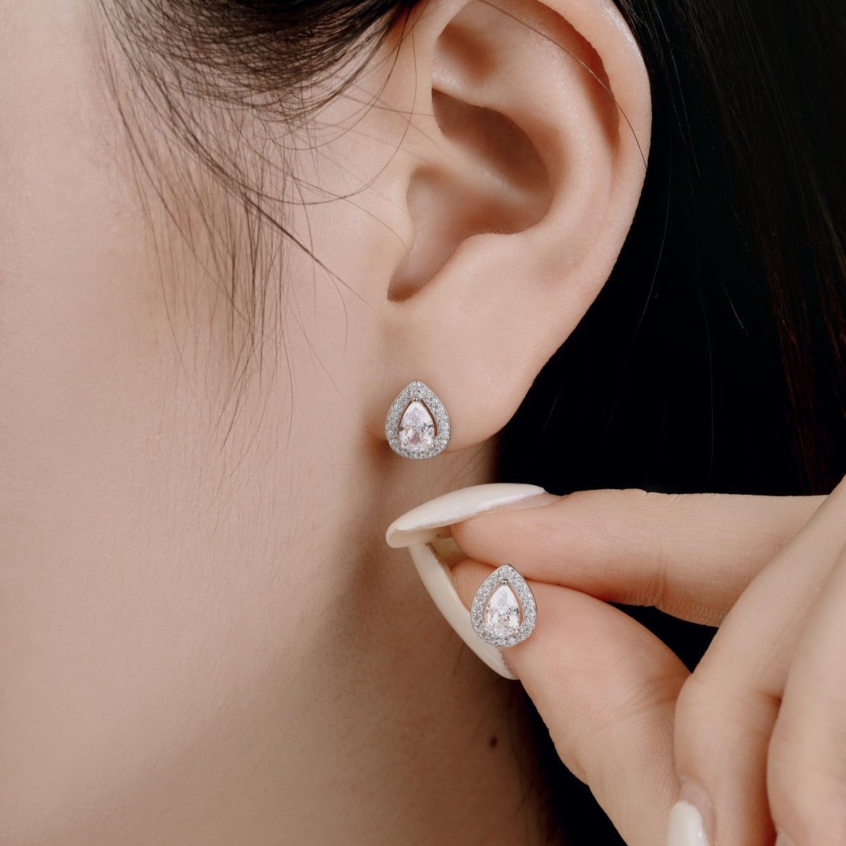 [Nova Jewelry]Luxurious Water Drop Shape Earrings