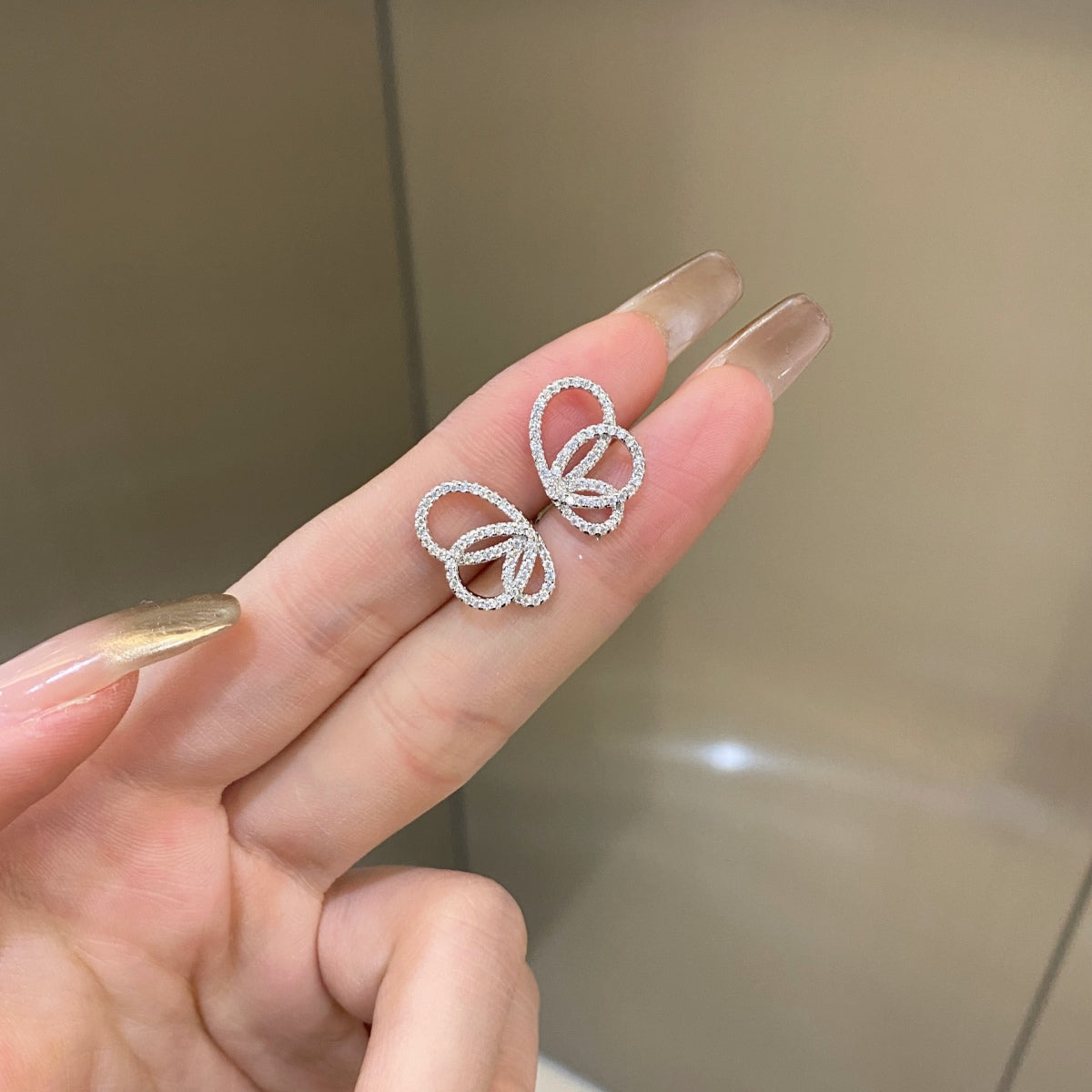 [Nova Jewelry]Exquisite Butterfly Shape Earrings