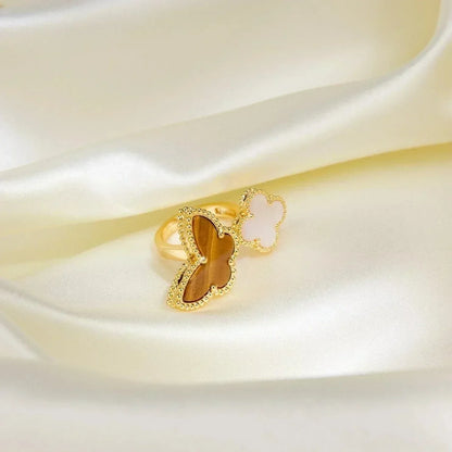 [BLUE TEARS]LUCKY BETWEEN THE FINGER RING