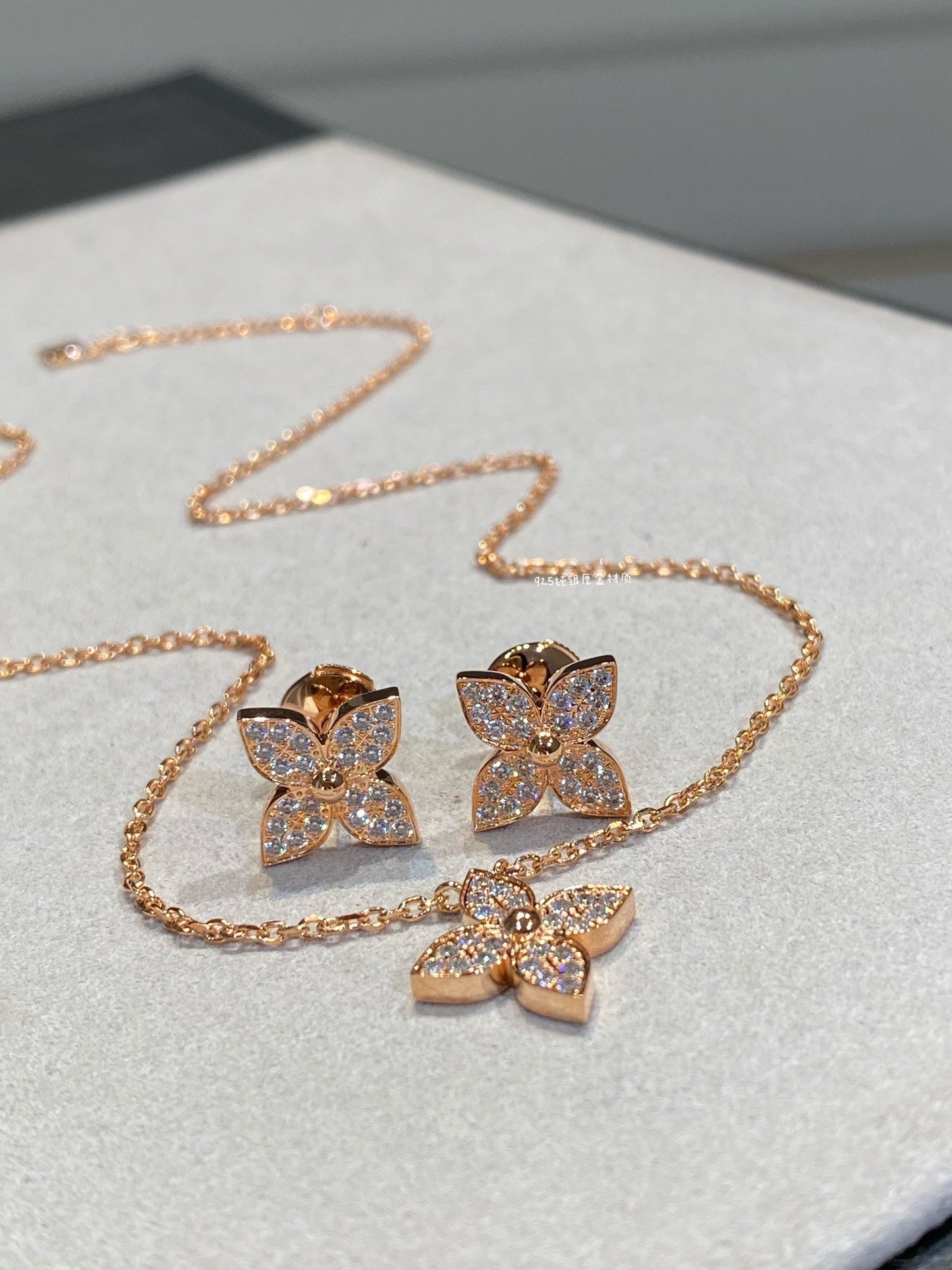 [BLUE TEARS]STAR DIAMOND NECKALCE