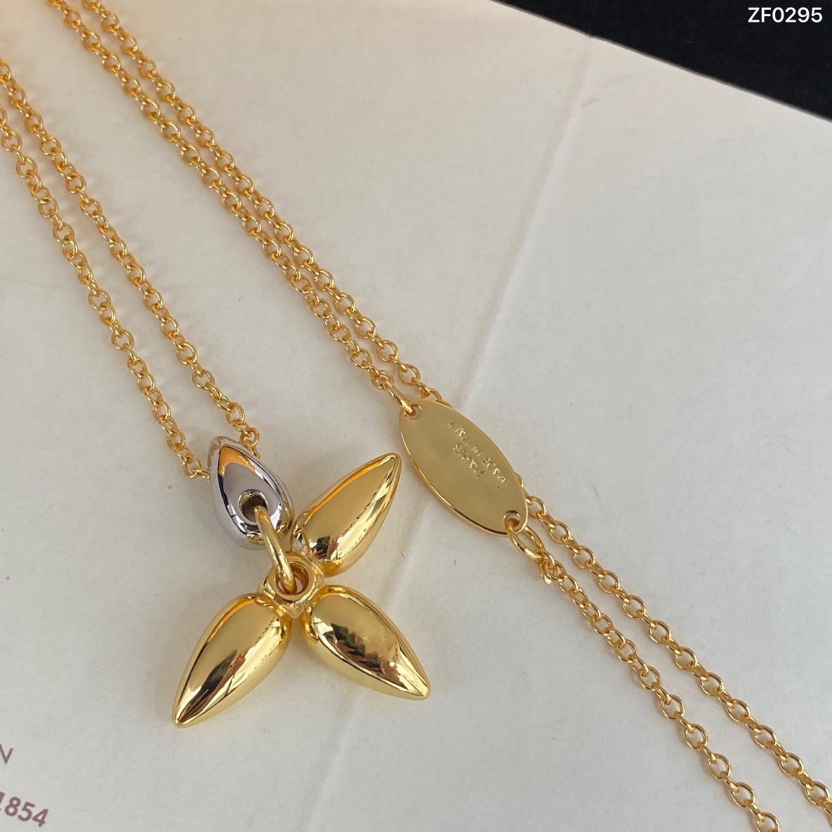 [BLUE TEARS]LOUISETTE PEDANT GOLD NECKLACE