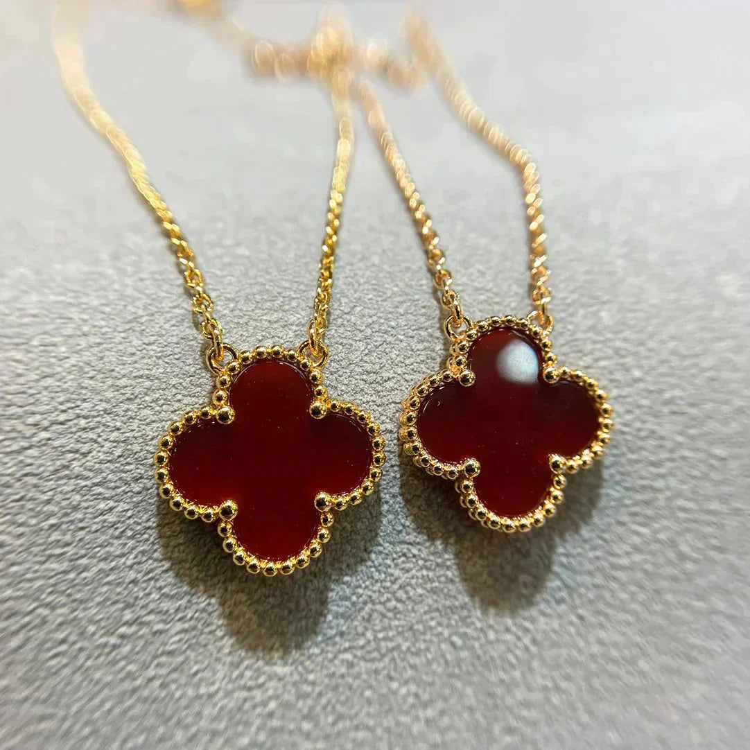 [BLUE TEARS]CLOVER 15MM CARNELIAN SINGLE FLOWER NECKLACE