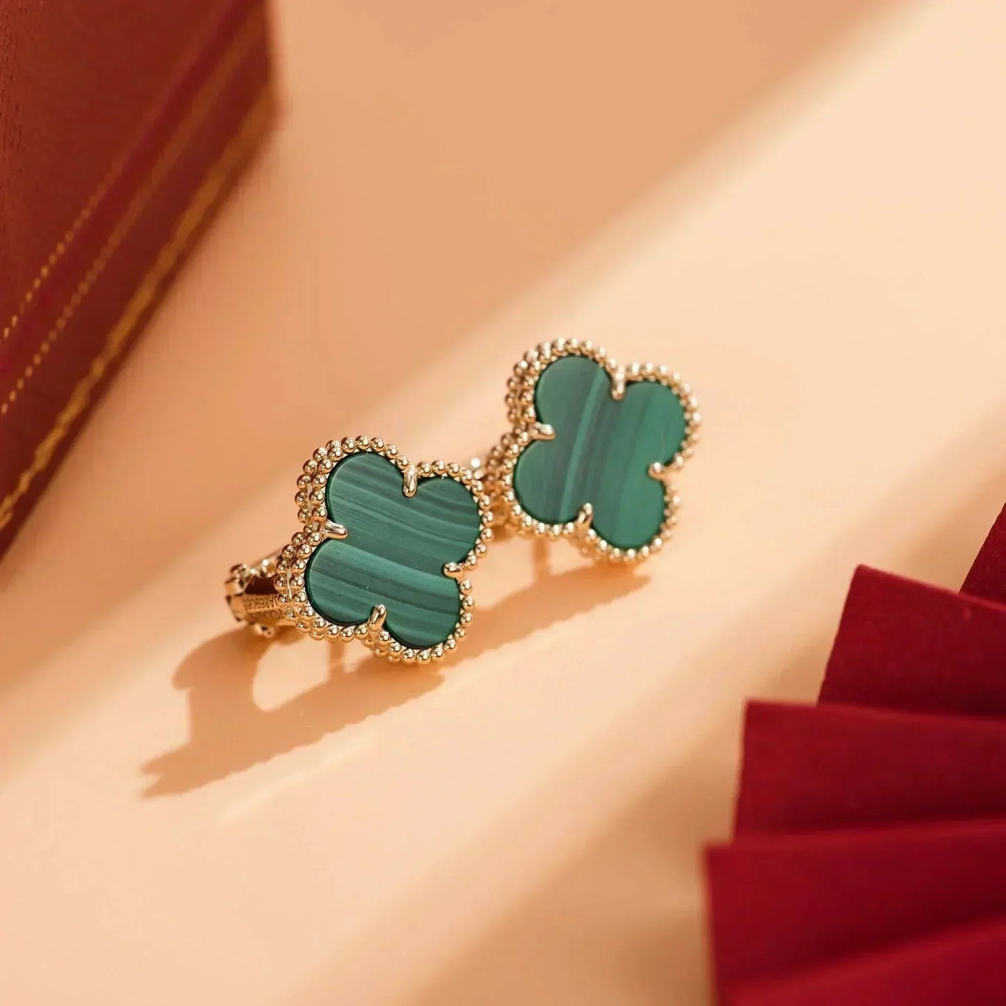[BLUE TEARS]CLOVER MEDIUM 1 MOTIFS MALACHITE  EARRINGS