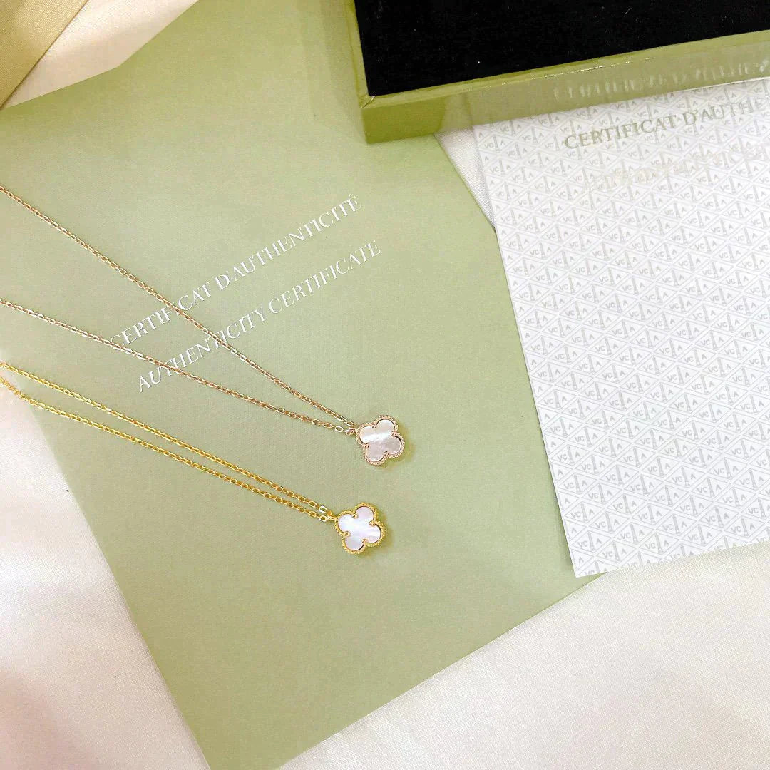 [BLUE TEARS]CLOVER MINI 9.5MM WHITE MOTHER-OF-PEARL NECKLACE