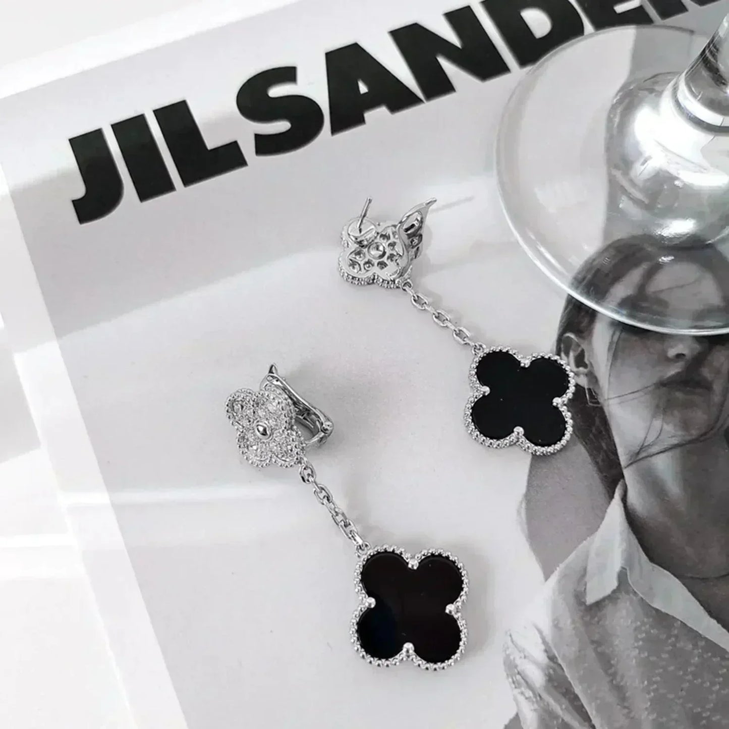 [BLUE TEARS]CLOVER 2 MOTIFS  DIAMOND ONYX EARRINGS SILVER