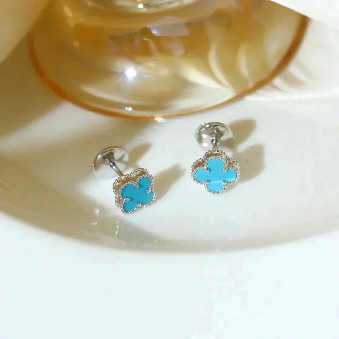 [BLUE TEARS]CLOVER MINI 9.5MM ONYX STUD EARRINGS SILVER
