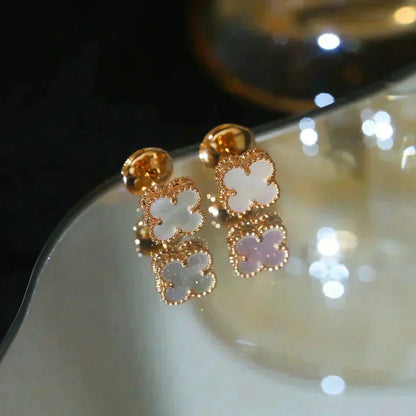 [BLUE TEARS]CLOVER MINI 9.5MM WHITE MOP EARRINGS