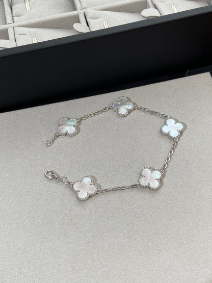 [BLUE TEARS]CLOVER SILVER MOP 5 MOTIF BRACELET