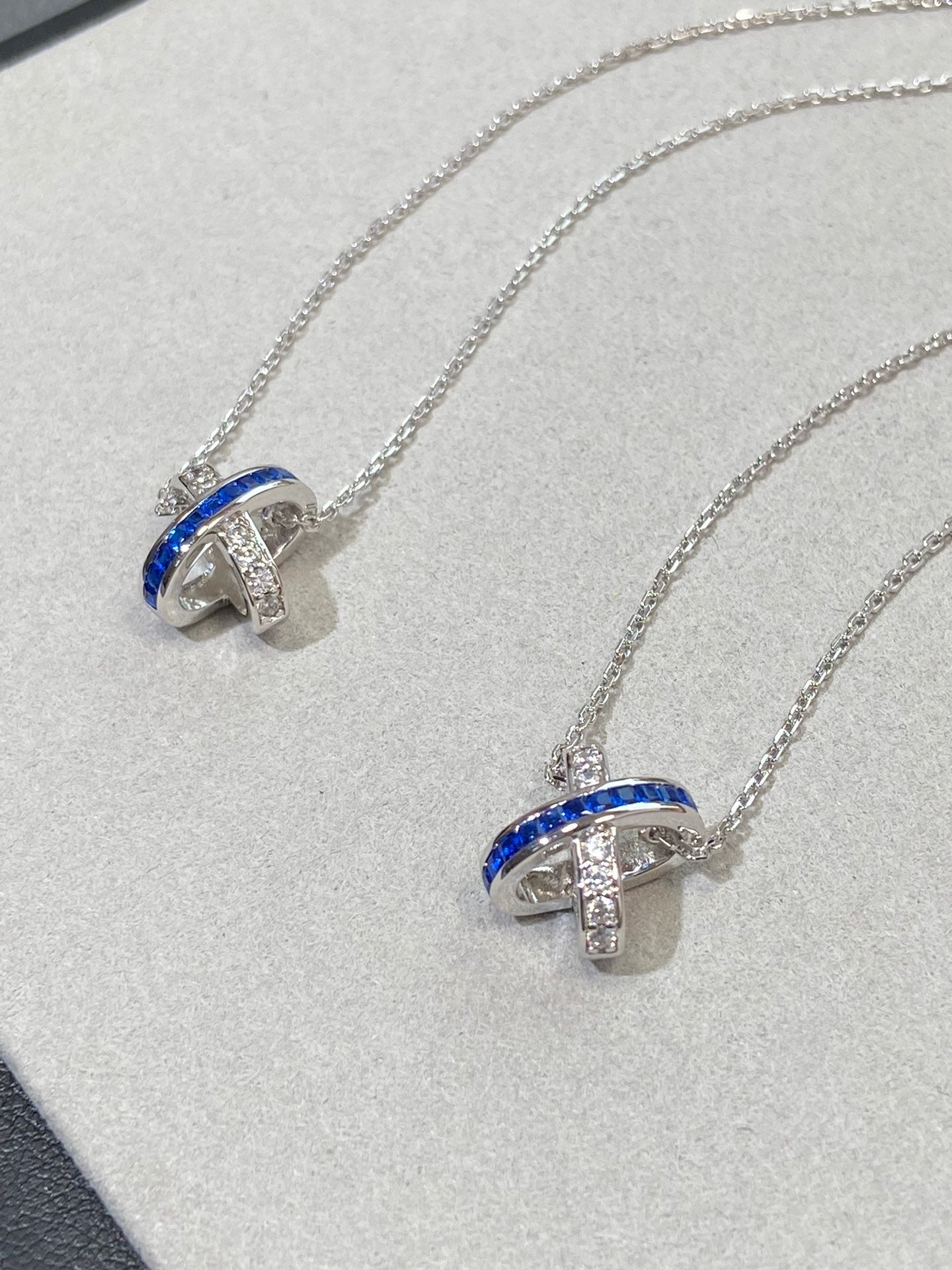 [BLUE TEARS]LIENS DIAMOND SILVER NECKLACE
