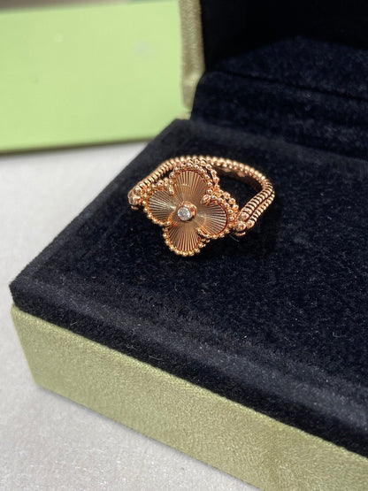 [BLUE TEARS]CLOVER RIVERSIBLE ROSE GOLD RING