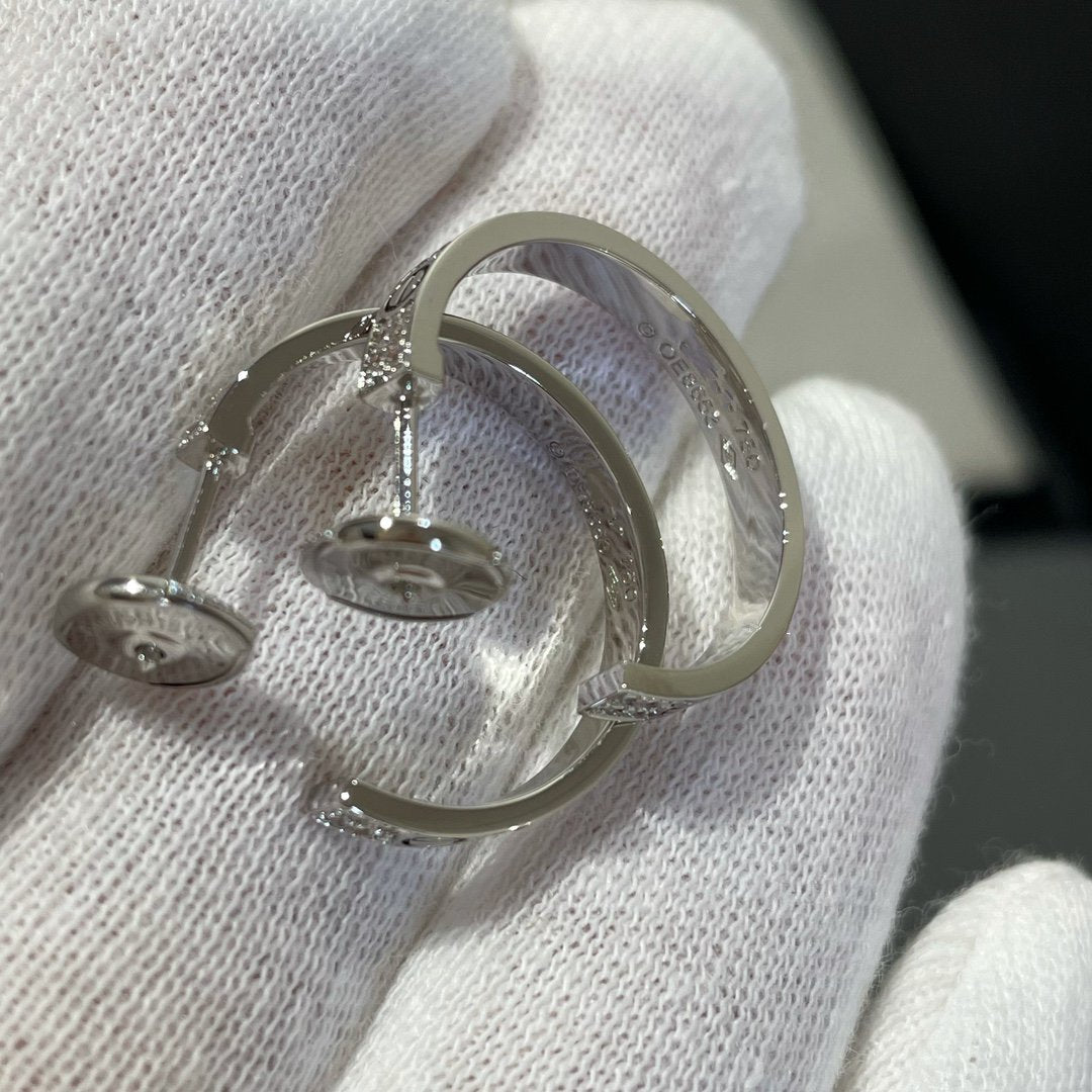 [BLUE TEARS]LOVE DIAMOND SILVER HOOP EARRINGS