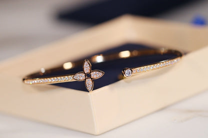 [BLUE TEARS]IDYLLE GOLD OPEN BRACELET DIAMOND PAVED