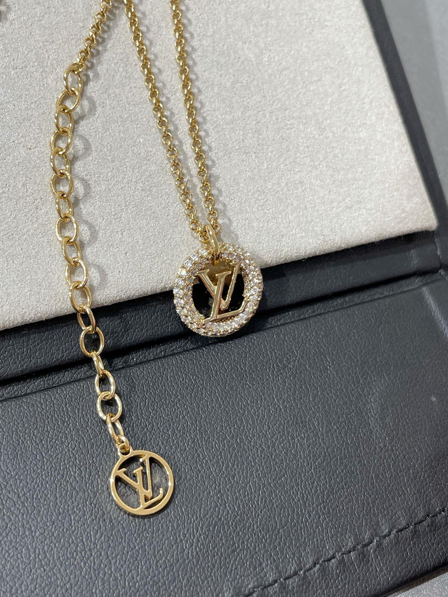 [BLUE TEARS]BY NIGHT DIAMOND PAVED NECKLACE