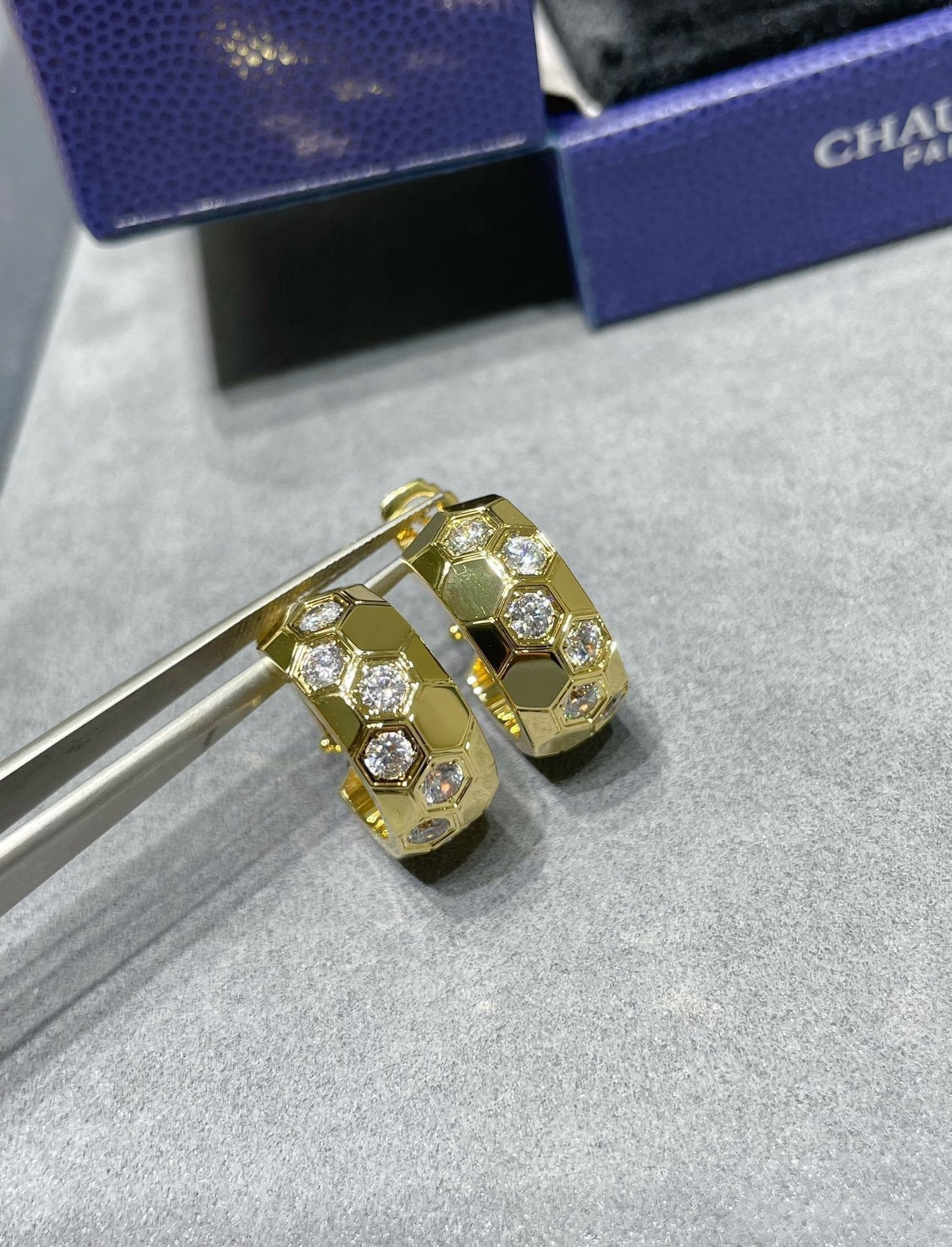 [BLUE TEARS]BEE LOVE DIAMOND HOOP EARRINGS