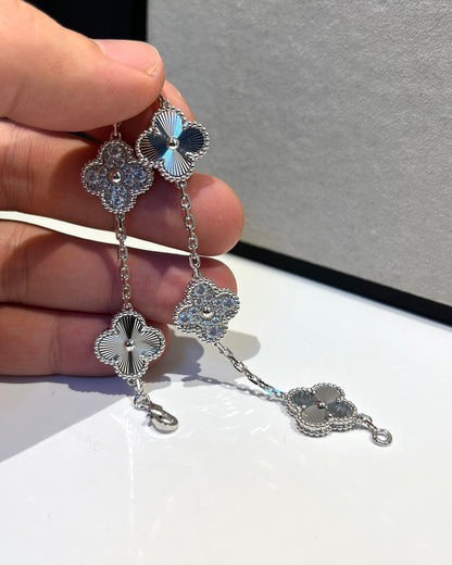 [BLAUE TRÄNEN] SILBERARMBAND MIT 5 KLEE-MOTIV