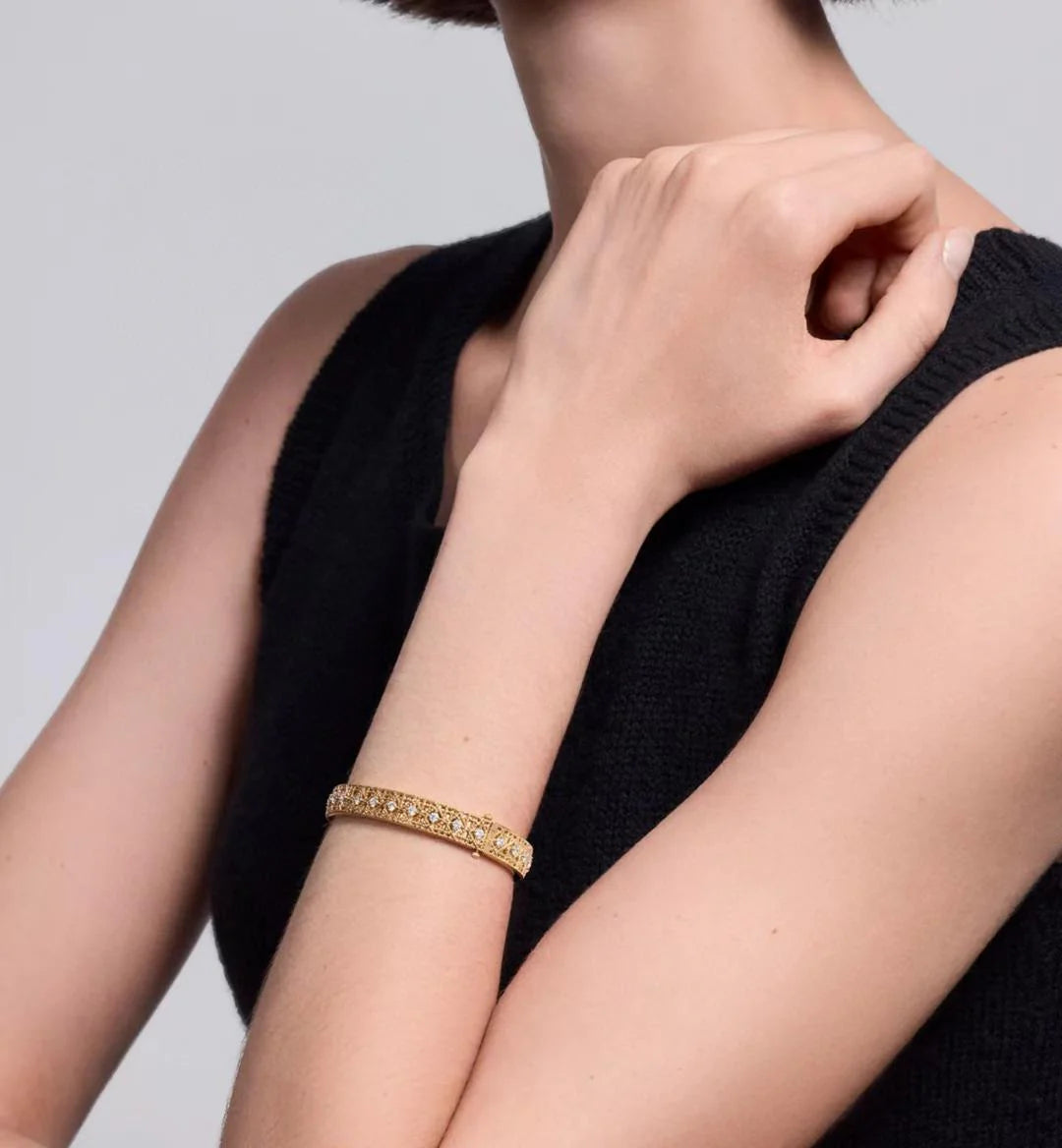 [BLUE TEARS]2026 WOVEN-PATTERN BRACELET SET WITH FULL DIAMOND INLAY THREE-COLORS）