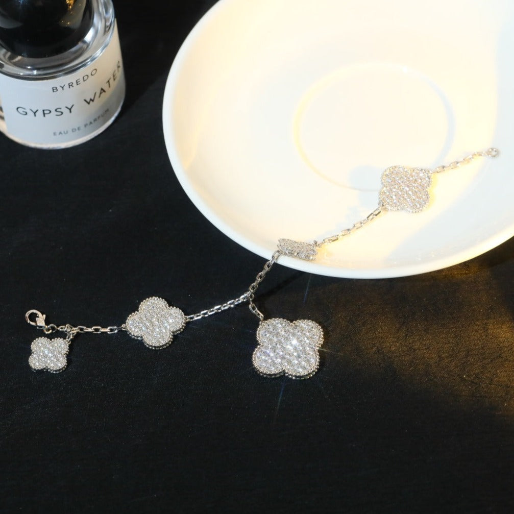 [BLUE TEARS]CLOVER BRACELET 5 MOTIF SILVER DIAMOND PAVED