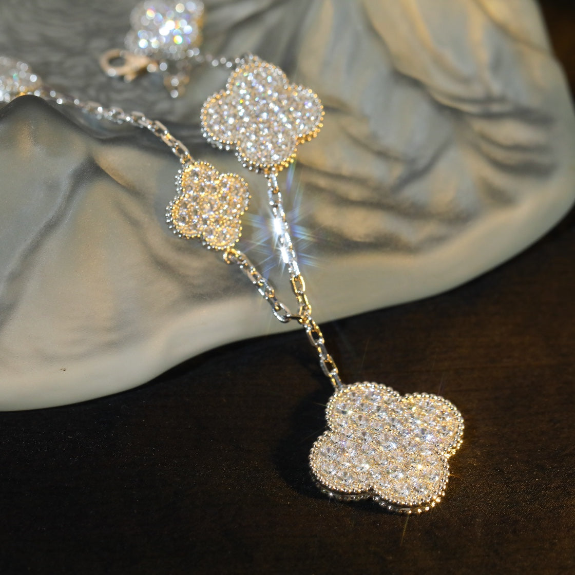 [BLUE TEARS]CLOVER BRACELET 5 MOTIF SILVER DIAMOND PAVED