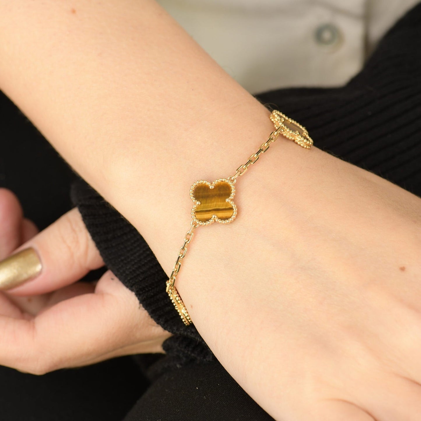 [BLUE TEARS]CLOVER  5 MOTIFS TIGER EYE BRACELET