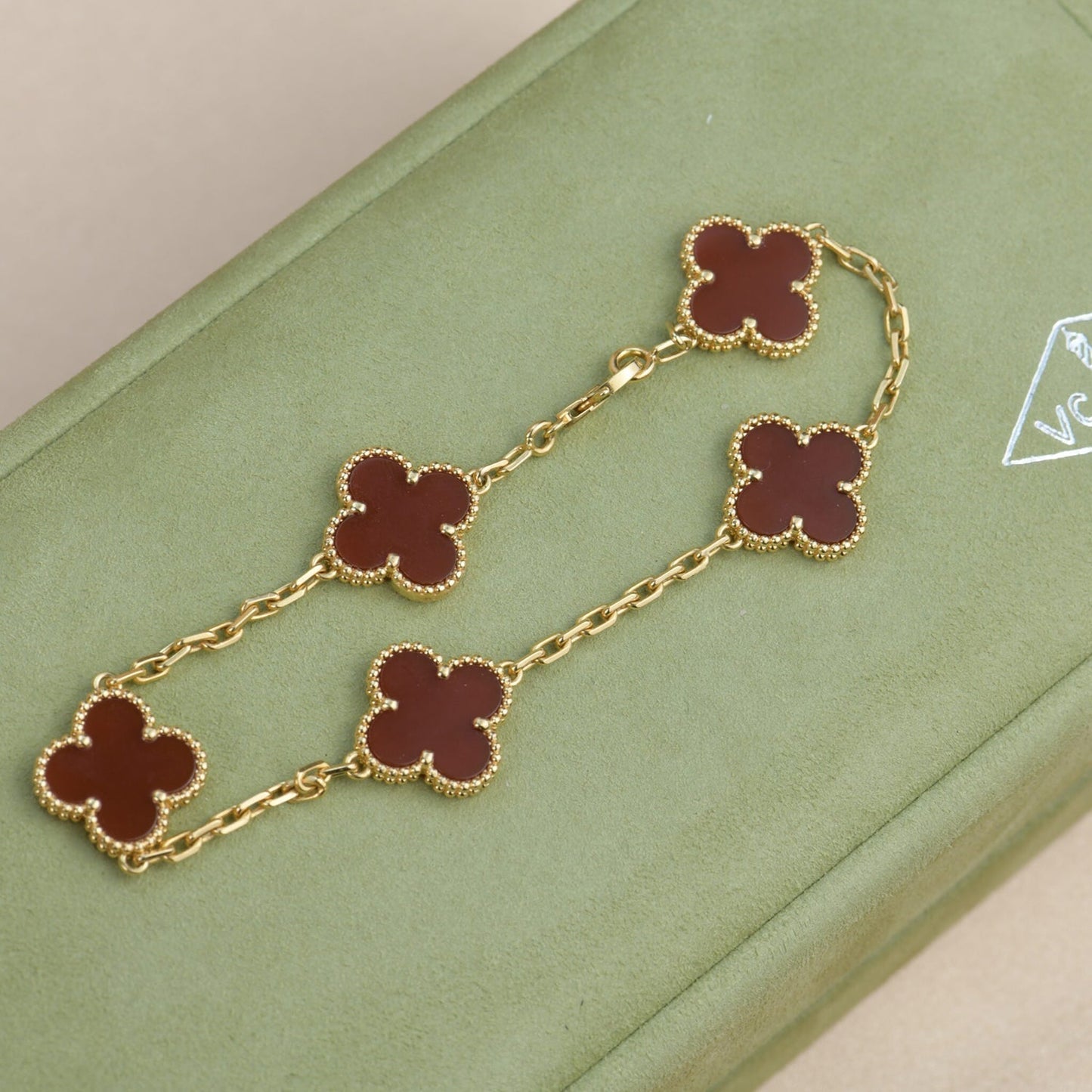 [BLUE TEARS]CLOVER 5 MOTIFS RED AGATE  BRACELET