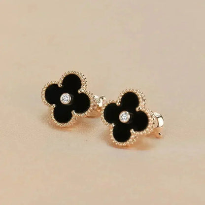 [BLUE TEARS]CLOVER MEDIUM 1 MOTIFS ONYX DIAMOND EARRINGS