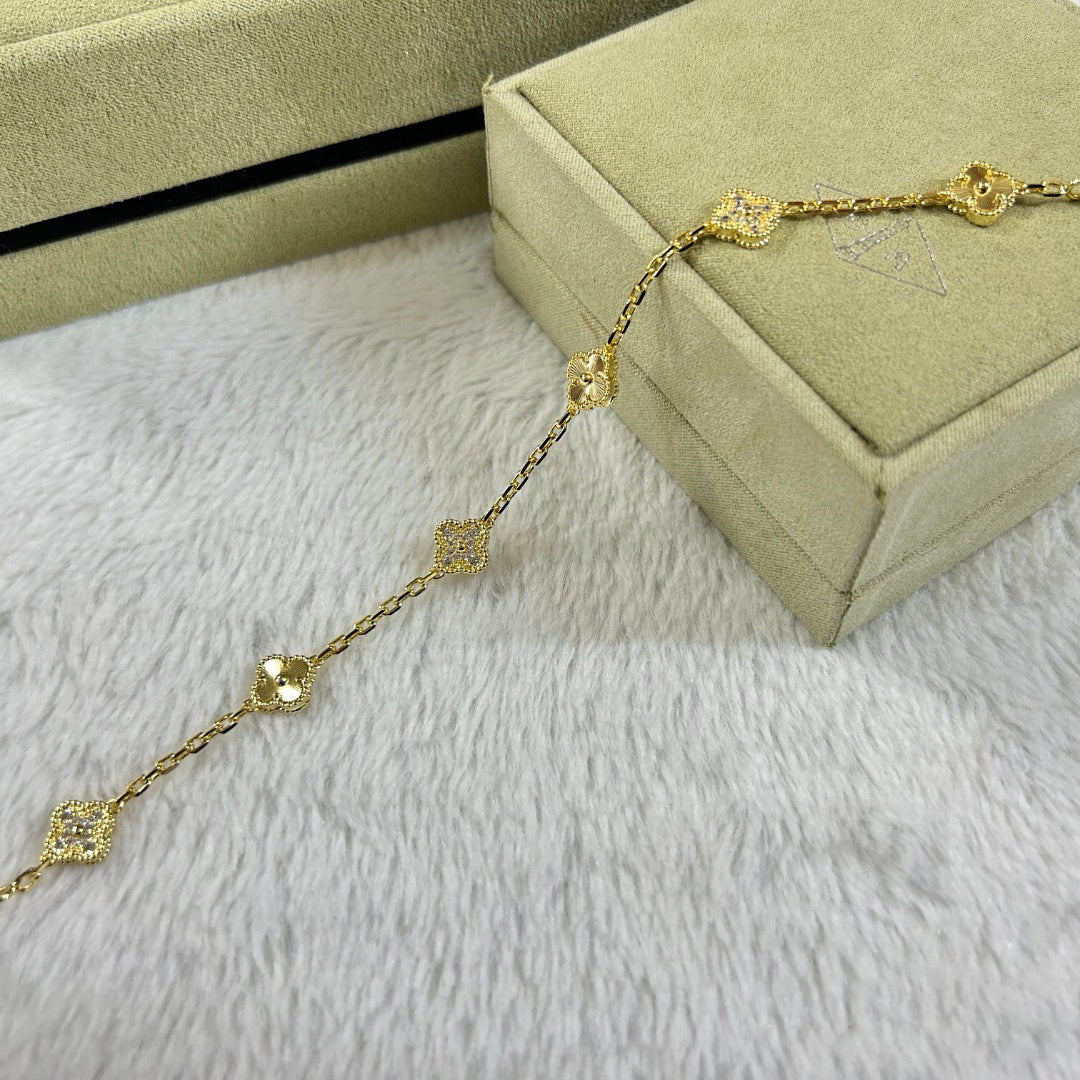 [BLUE TEARS]CLOVER 6 MOTIF DIAMOND LASER BRACELET