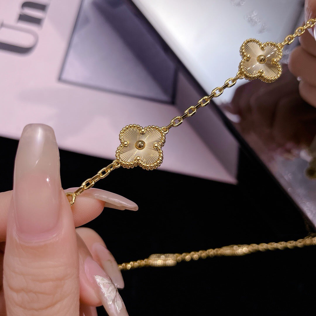 [BLUE TEARS]CLOVER 10 MOTIFS LASER NECKLACE