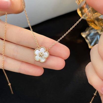 [BLUE TEARS]LUCKY  WHITE MOP  PLUM BLOSSOM NECKLACE