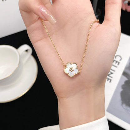 [BLUE TEARS]LUCKY WHITE MOP PLUM BLOSSOM  BRACELET