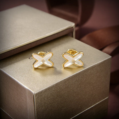 [BLUE TEARS]JEUX DE WHITE MOP GOLD DIAMOND EARRINGS