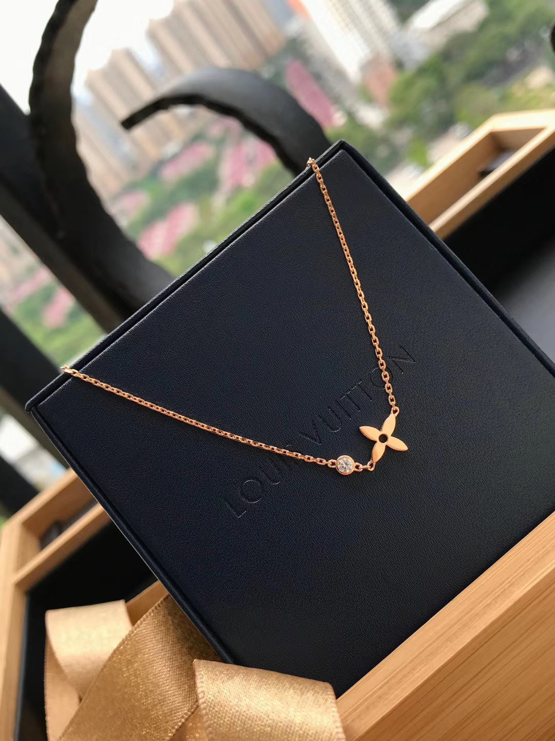 [BLUE TEARS]BLOSSOM PENDANT PINK GOLD AND DIAMOND