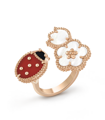 [BLUE TEARS]LUCKY 3 MOTIF ROSE GOLD RING